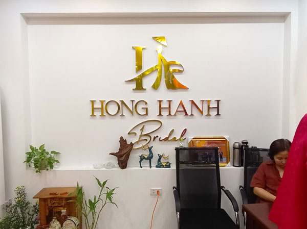 bien quang cao dep